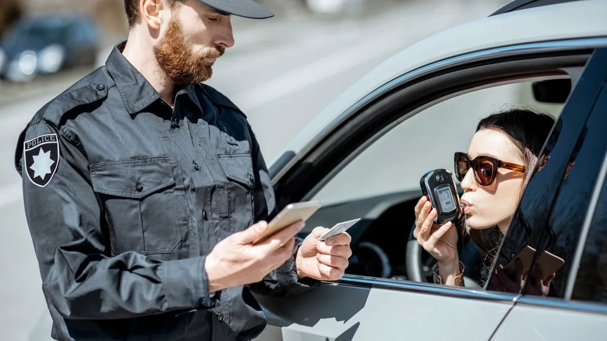 woman pulled over for dwi